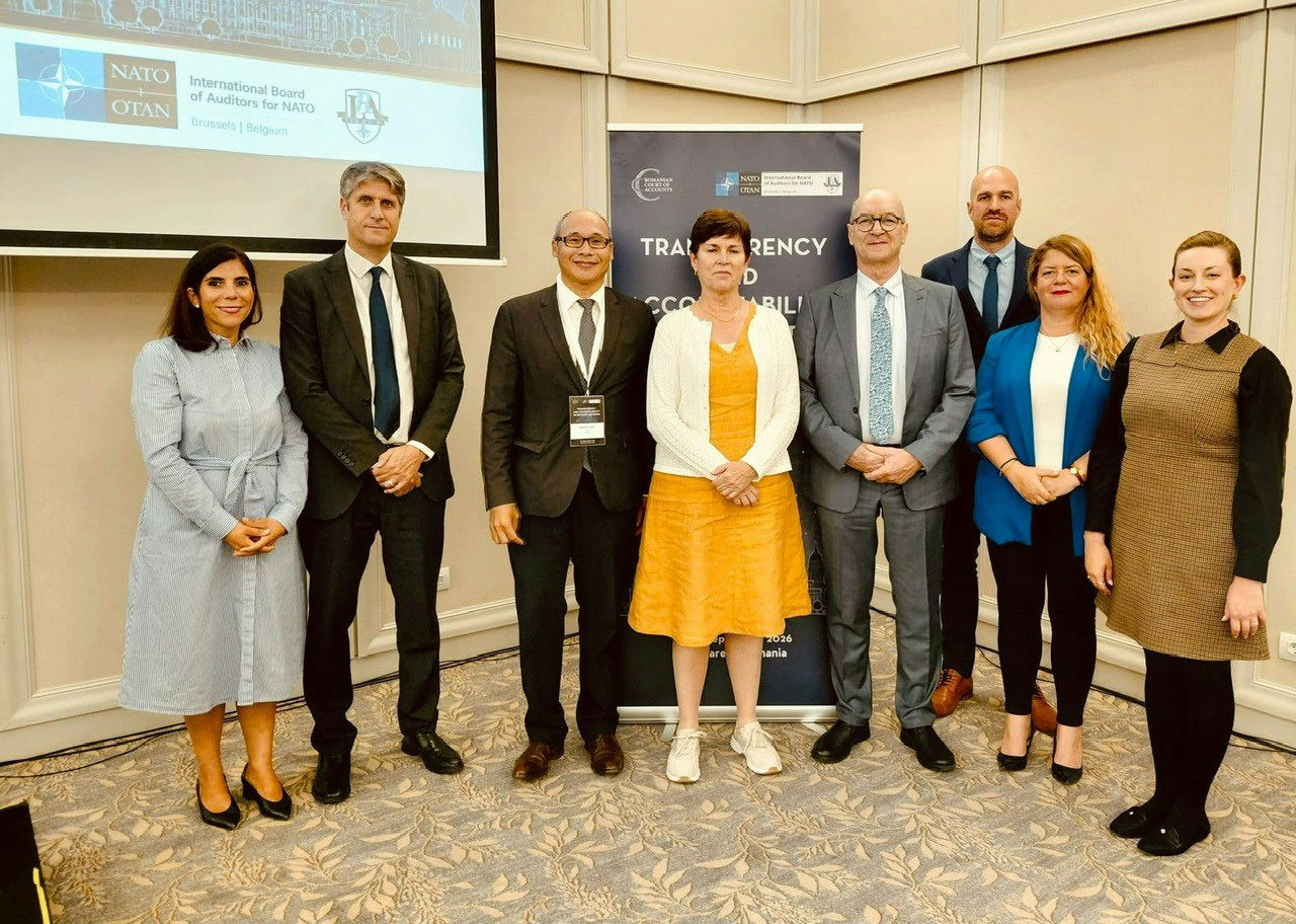 IBAN participants from left to right:  Paula Gomez-Trueba Santamaria (Performance Auditor), Patrick Alix (Senior Financial Auditor), Sébastien Lepers (IBAN Chair), Viveca Norman (Board Member), Carlo Mancinelli (Board Member), Koen Van Der Bracht (Performance Auditor), Marie-Josée Bouffard (Performance Auditor)