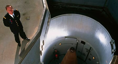 Looking down the barrel: so far, sufficient nuclear technology and know-how have eluded jihadists(© Science Photo Library / Van Parys Media)
)