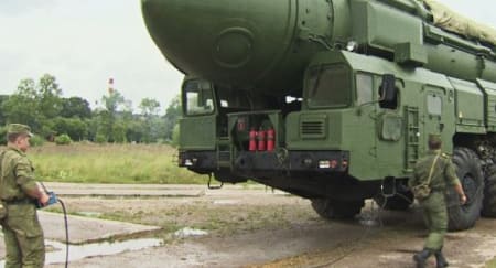 Фоторепортаж об отношениях России и НАТО