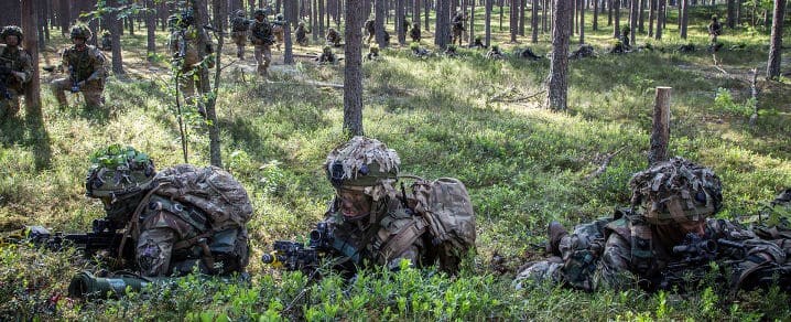 Soldiers from the 2nd Battalion Royal Gurkha Rifles taking part in Saber Strike in Latvia. © NATO
)