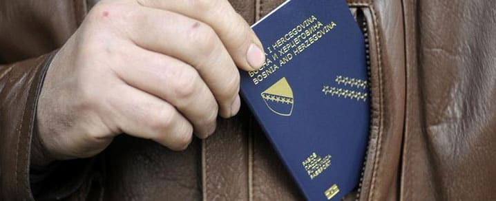 New biometric passports introduced for the citizens of Bosnia and Herzegovina between 2009 and 2010. © REUTERS
)