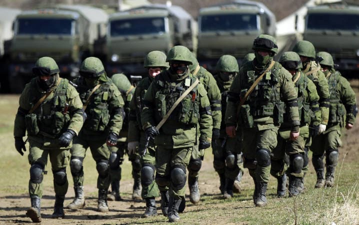 The “little green men” played a visible and central role in Russia's illegal annexation of Crimea in March 2014, demonstrating how military force could be used in the Euro-Atlantic area below the legal threshold of war. © Moldnova.eu
)