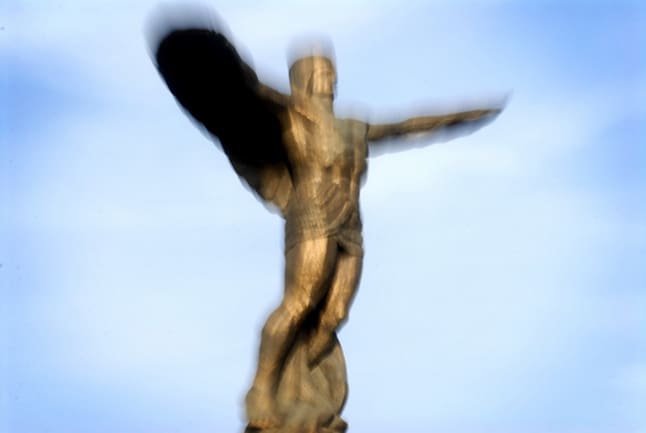 836
