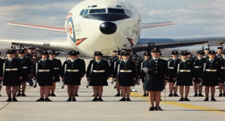 Femmes en uniforme