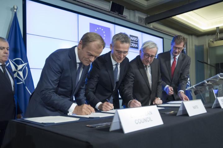 NATO and the European Union have identified military mobility as a key area for cooperation in the Joint Declaration signed in July 2018 by Secretary General Jens Stoltenberg and European Commission and Council Presidents Jean-Claude Juncker and Donald Tusk. © NATO
)