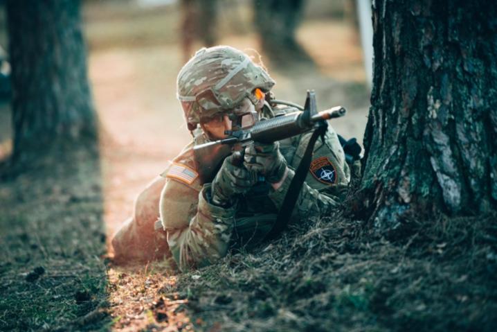 US military personnel deployed in support of NATO's enhanced Forward Presence Battle Group-Poland continue to train to maintain readiness. (Photo by Sgt Timothy Hamlin / DVIDS)
)