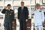 090702a-002 SACEUR Change of command ceremony, 71.22KB