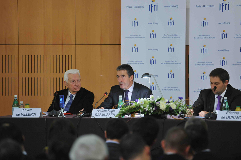 ''Les défis de l'OTAN'' - Speech by NATO Secretary General Anders Fogh Rasmussen at the Institut Français des Relations Internationales (IFRI). Left to right: Xavier de Villepin, Vice-président secrétaire (IFRI); NATO Secretary General Anders Fogh Rasmussen and Etienne de Durand, Directeur du Centre des études de sécurité (IFRI).