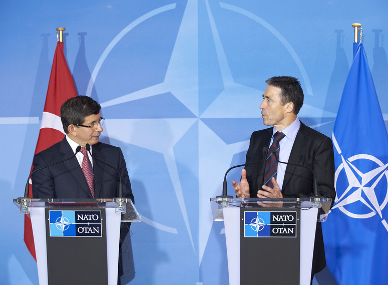 Joint press point with the Minister of Foreign Affairs of Turkey, Ahmet Davutoglu (left) and NATO Secretary General Anders Fogh Rasmussen (right)