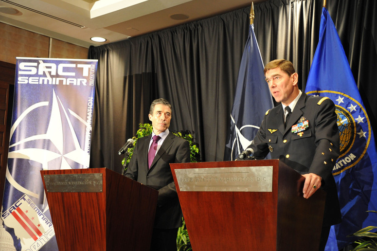 NATO Secretary General Anders Fogh Rasmussen (left) and Supreme Allied Commander Transformation General Stephane Abrial (right)