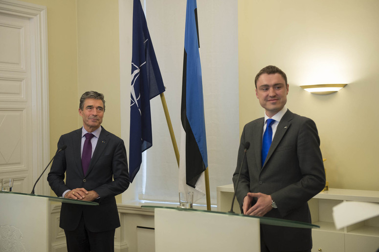 Joint press point with NATO Secretary General Anders Fogh Rasmussen and the Prime Minister of Estonia, Taavi Roivas