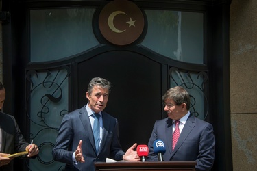 /nato_static_fl2014/assets/pictures/2014_06_140616a-sg-turkey/20140616_140616a-003_rdax_375x250.jpg