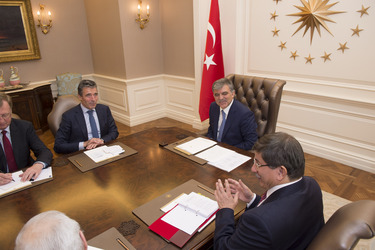/nato_static_fl2014/assets/pictures/2014_06_140616a-sg-turkey/20140616_140616a-010_rdax_375x250.jpg