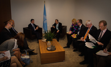 /nato_static_fl2014/assets/pictures/2014_09_140922a-sg-new-york/20140924_140923a-016_rdax_375x227.jpg