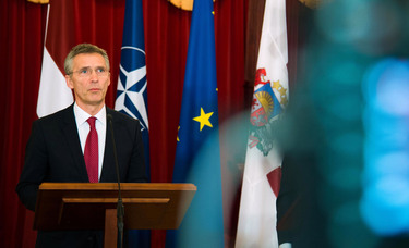 /nato_static_fl2014/assets/pictures/2015_02_150218a-trip-latvia-sg/20150218_150218a-006_rdax_375x228.jpg