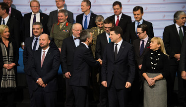 /nato_static_fl2014/assets/pictures/2015_02_150218a-trip-latvia-sg/20150218_150218a-020_rdax_375x215.jpg