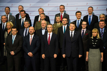 /nato_static_fl2014/assets/pictures/2015_02_150218a-trip-latvia-sg/20150218_150218a-022_rdax_375x250.jpg