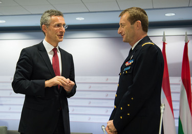 /nato_static_fl2014/assets/pictures/2015_02_150218a-trip-latvia-sg/20150218_150218a-030_rdax_375x262.jpg