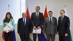 150624e-004.jpg - Meetings of the Defence Ministers at NATO Headquarters in Brussels - Signature ceremony for a Letter of Intent between Bulgaria, Croatia, Hungary and Slovenia, 54.13KB