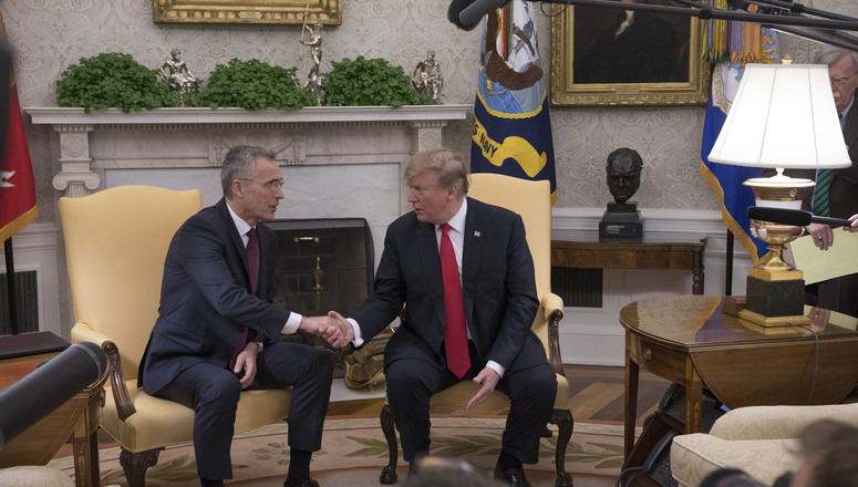 Press spray with NATO Secretary General Jens Stoltenberg and US President Donald Trump