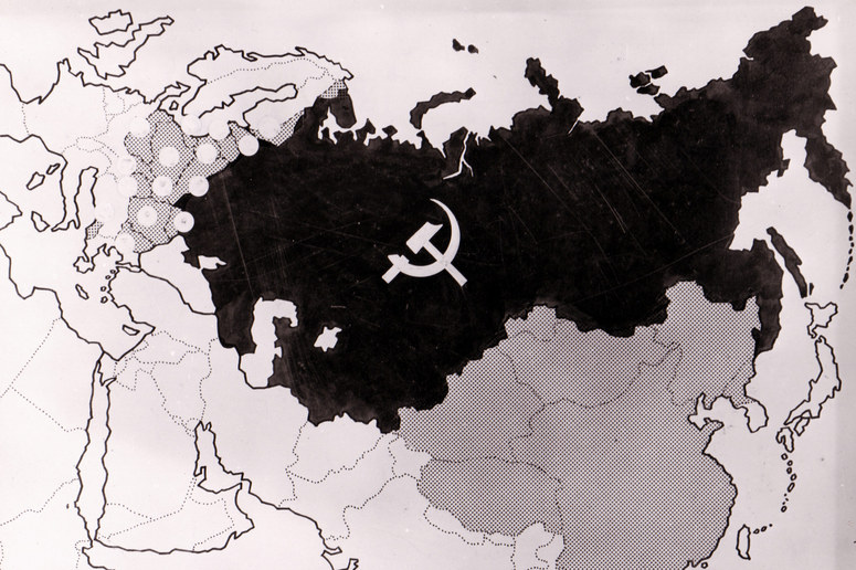 THE COLD WAR