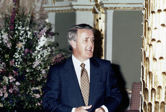 Mulroney at the NATO London Summit, 1990