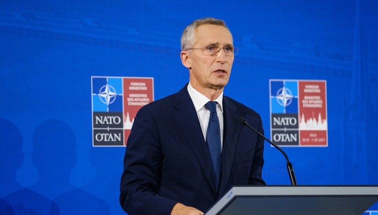 Press conference by NATO Secretary General Jens Stoltenberg following the first day of meetings of NATO Ministers of Foreign Affairs 