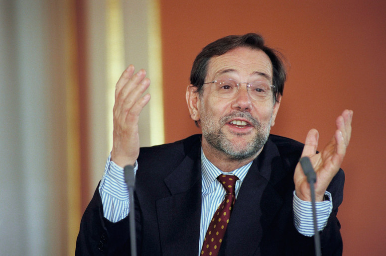 Javier Solana, 1995 - 1999