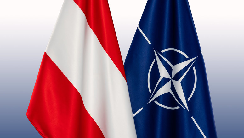 Nato オーストリア NATO