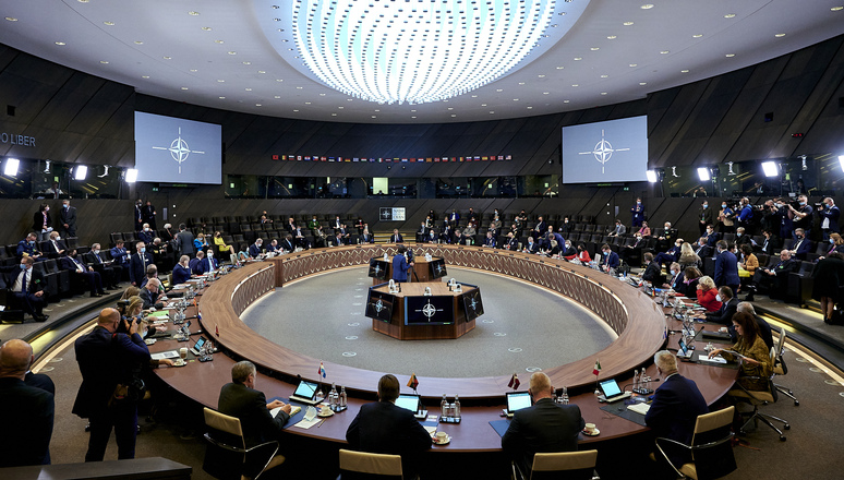 General view of the meeting