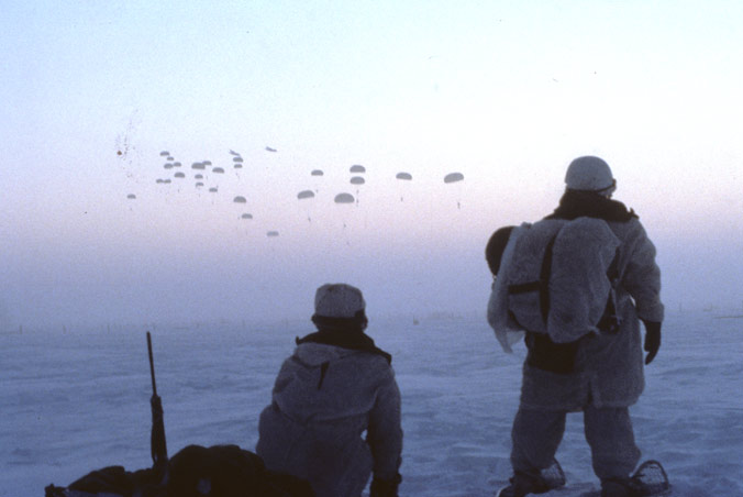 Soldiers watch parachutes during Alloy Express (Afnorth)