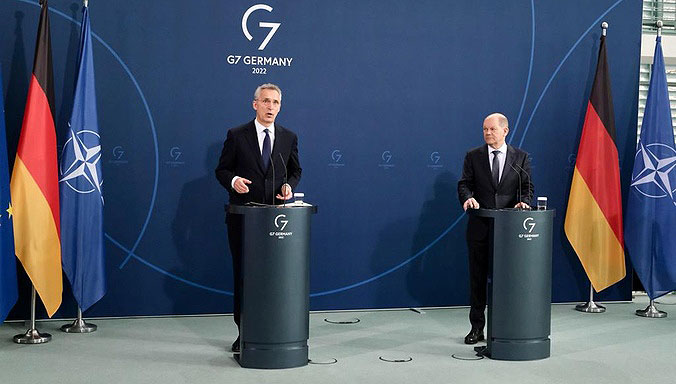 Nachrichten: NATO-Generalsekretär und Bundeskanzler diskutieren am 17. März 2022 über Russlands Invasion in der Ukraine