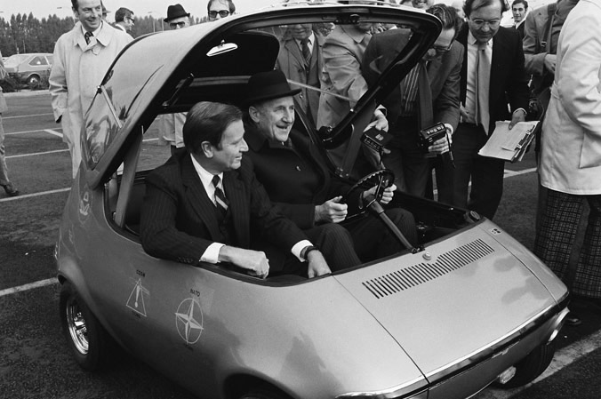 Electric ideas: the 1974 NATO car show