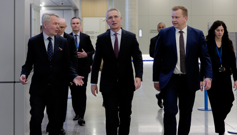 NATO Secretary General Jens Stoltenberg with the Minister of Defence, Antti Kaikkonen and the Minister of Foreign Affairs, Pekka Haavisto