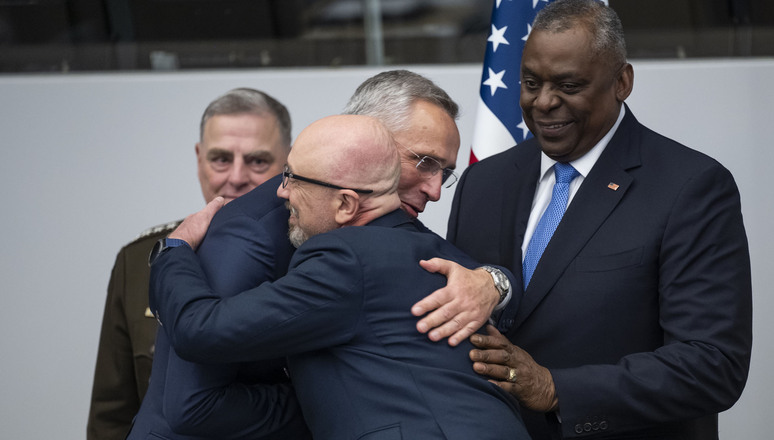 Left to right: NATO Secretary General Jens Stoltenberg with Oleksii Reznikov (Minister of Defence, Ukraine) and Lloyd J. Austin III (US Secretary of Defense)