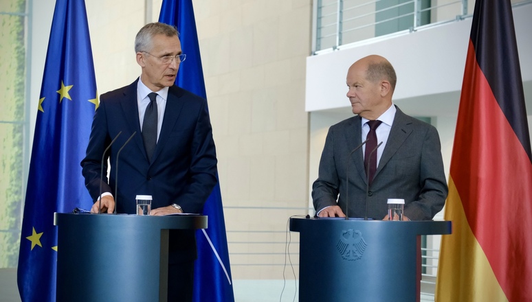 Press conference with NATO Secretary General Jens Stoltenberg and the Chancellor of Germany, Olaf Scholz