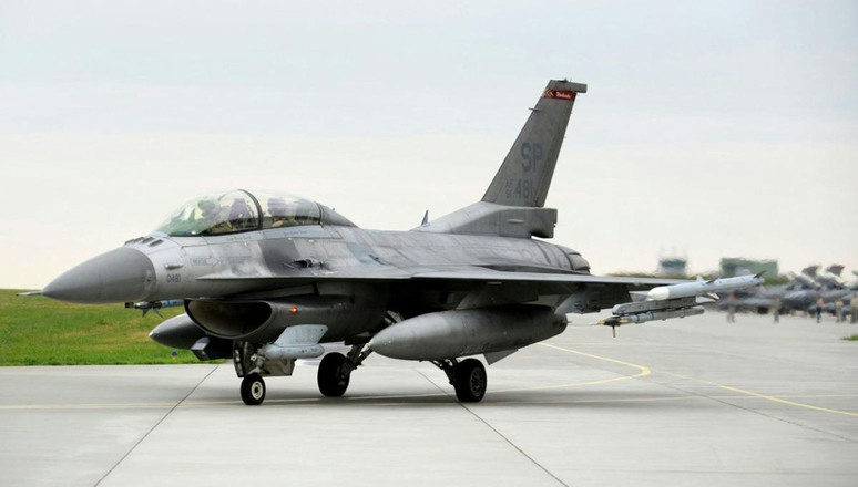 US F-16 jets arrive in Romania for NATO air policing