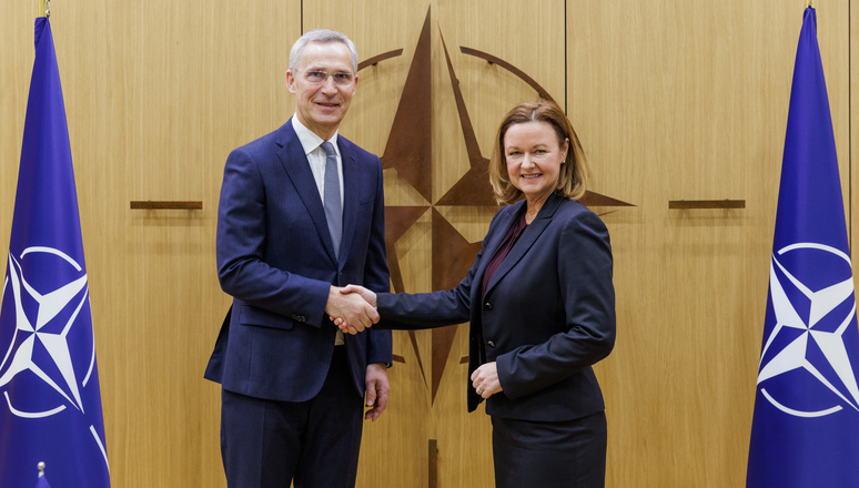 NATO Secretary General Jens Stoltenberg and the General Manager of the NATO Support and Procurement Agency (NSPA), Stacy Cummings