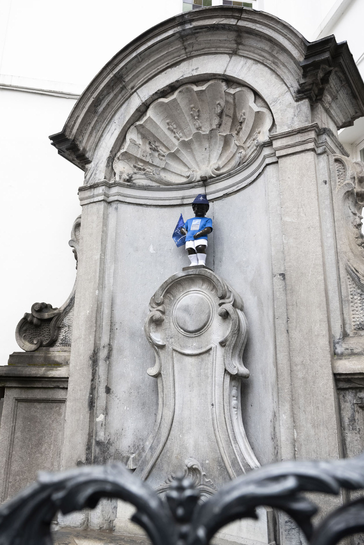 Manneken Pis statue in NATO blue