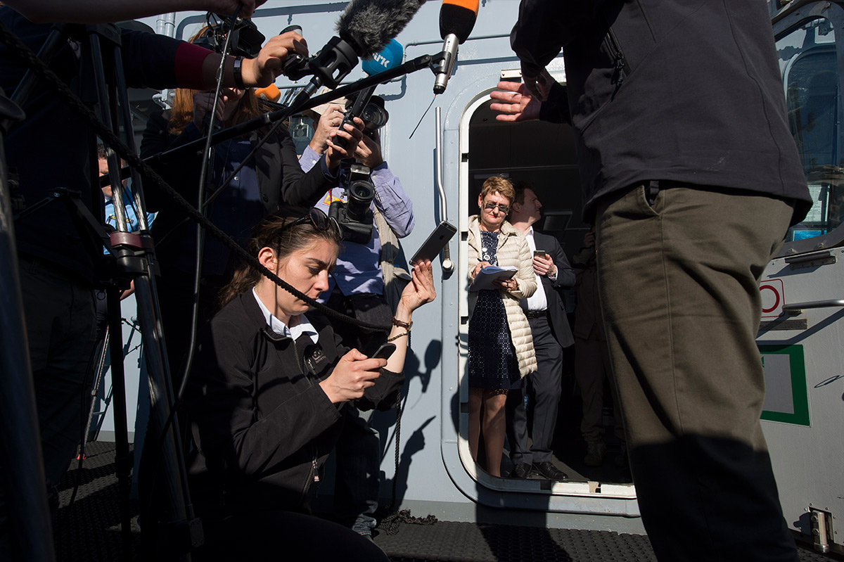 Oana during the Secretary General’s visit to FGS Bonn, the German flagship of Standing NATO Maritime Group Two, in the Aegean Sea, April 2016.