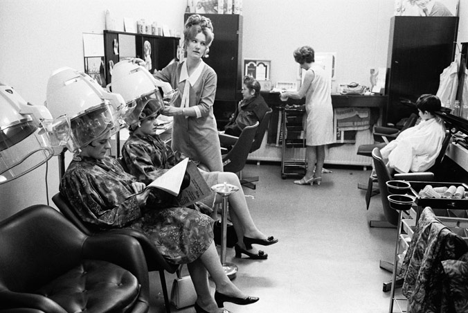 The Baldi salon in 1968 and 1970 following the move to the NATO Headquarters in Brussels