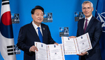 240711a-003.jpg - NATO Secretary General meets with the President of the Republic of Korea - Washington Summit, 104.05KB