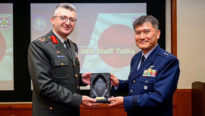 Brigadier-General Ungüder Eray together with General Shirai Ryoji