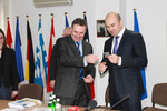 130220-ukraine-munition01.jpg - 130220-ukraine-munition01.jpg, 60.15KB