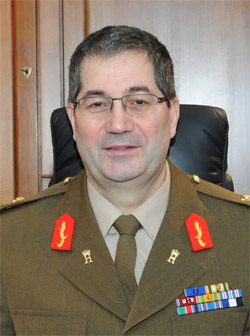 General Mario Daubenfeld