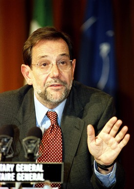 Press conference by NATO Secretary General, Dr. Javier Solana - 10th December 1996